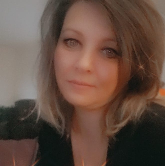 Meet your Posher, Robin - Picture 1 of 1